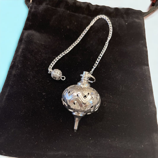 Silver Jali Metal Pendulum & Pendulum Mat Set